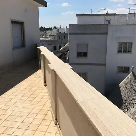 Panorama Sui Trulli Альберобелло